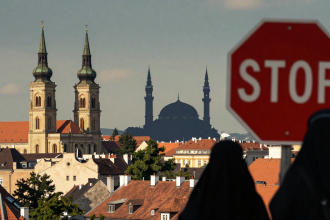 STOP iszlám imaház